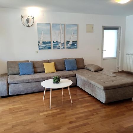 Apartman Marina Veruda Pula Exterior foto