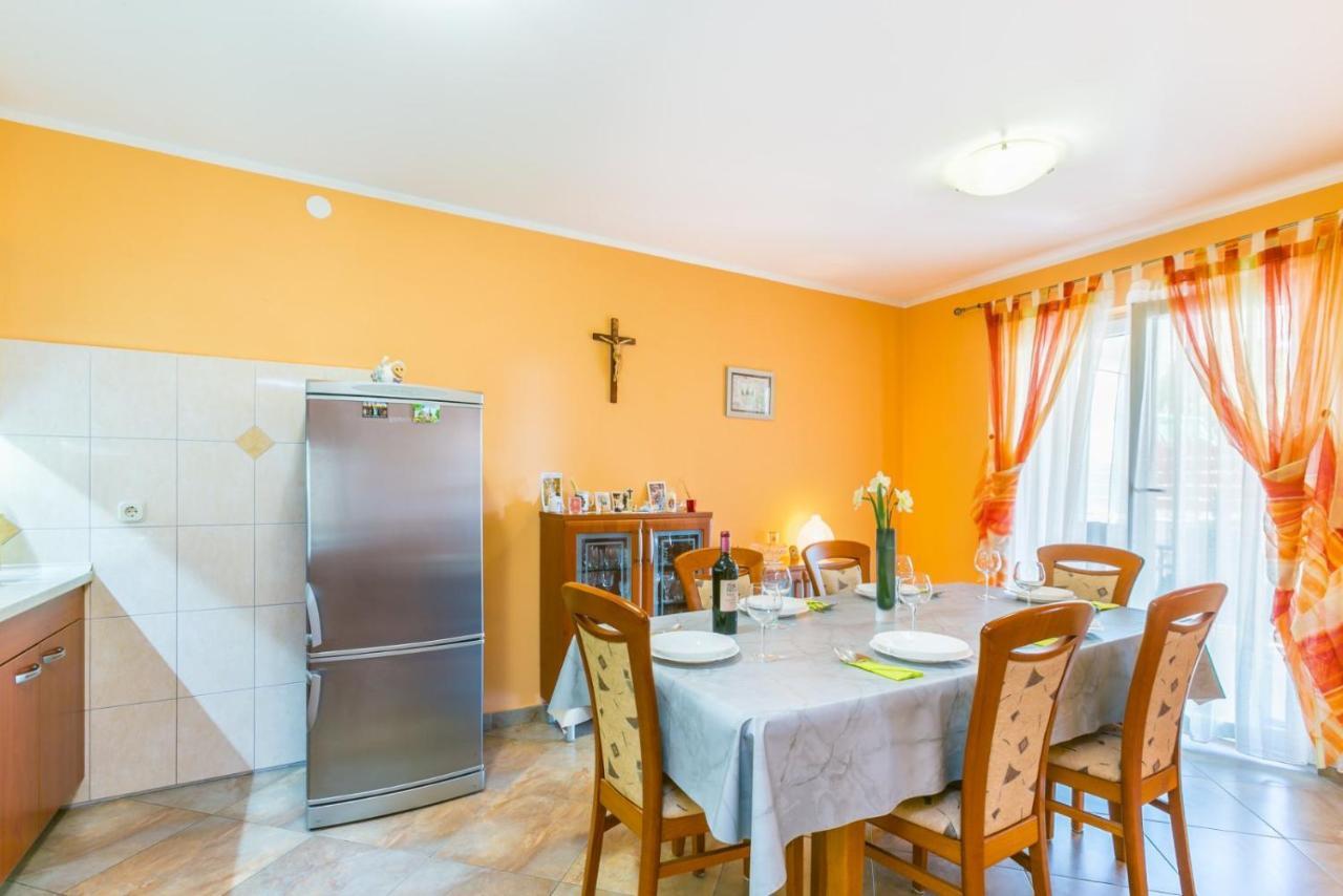 Apartman Marina Veruda Pula Exterior foto