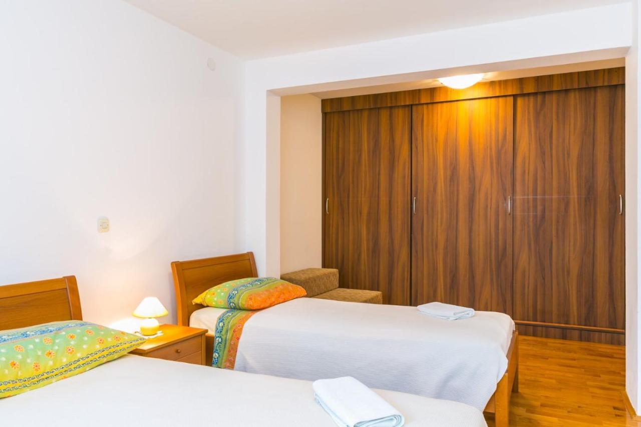 Apartman Marina Veruda Pula Exterior foto
