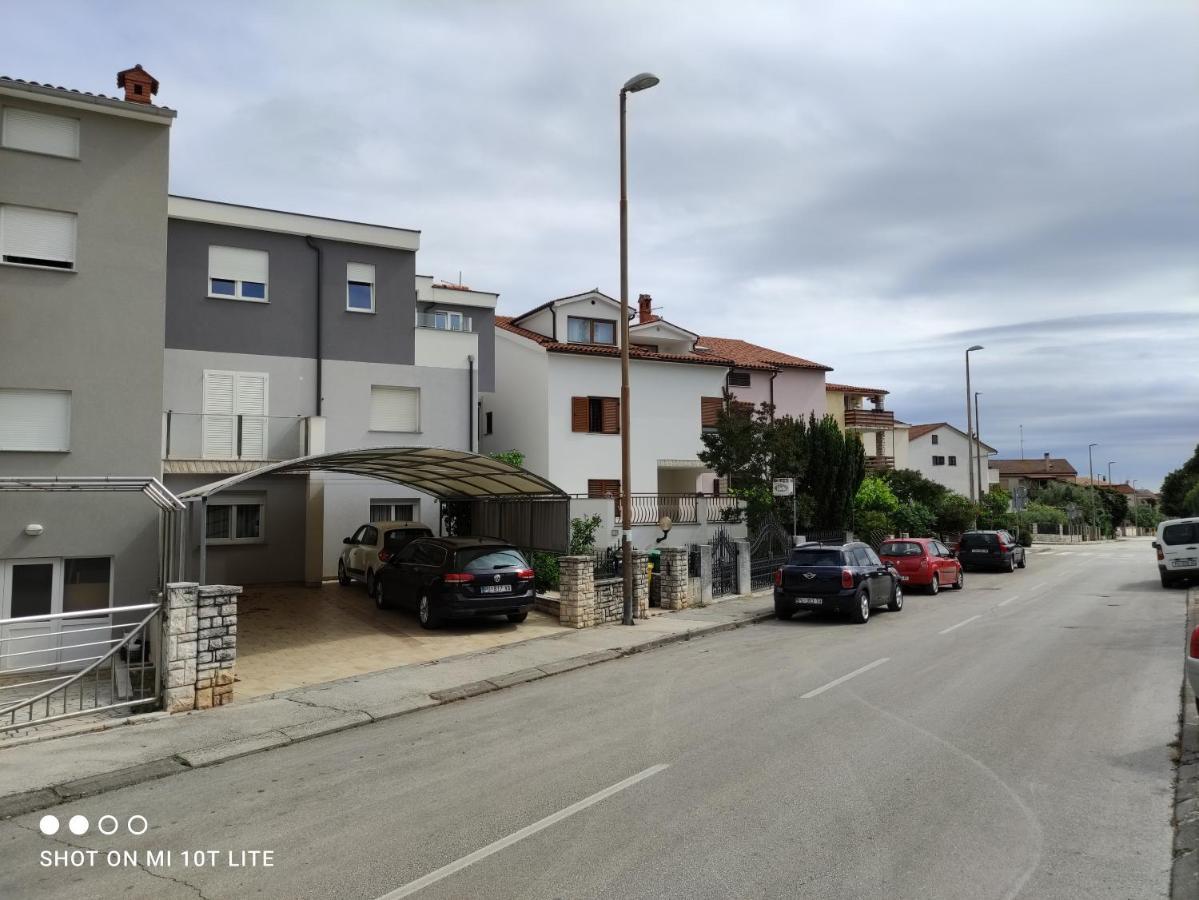 Apartman Marina Veruda Pula Exterior foto